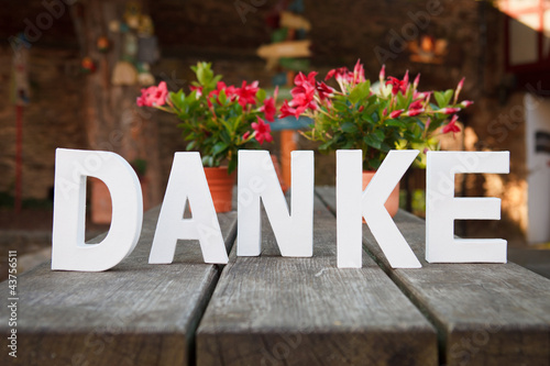 Photo: Danke mit Blumen Danke mit Blumen