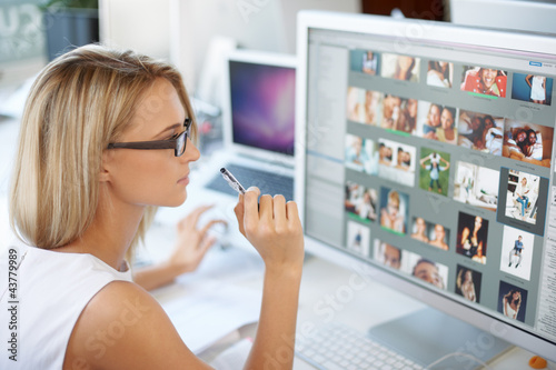 Photo: Choosing the perfect image for your advertisement Choosing the perfect image for your advertisement