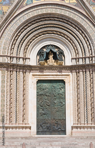 Foto: Cathedral of Orvieto. Umbria. Italy. Cathedral of Orvieto. Umbria. Italy.
