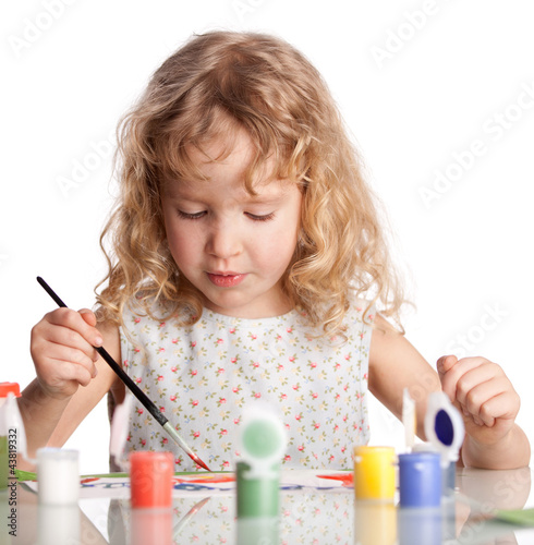 Photo: Girl, draws paint Girl, draws paint