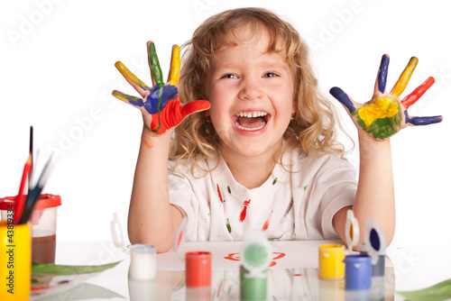 Photo: Girl, draws paint Girl, draws paint