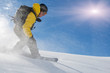 Snowboarder im Spray