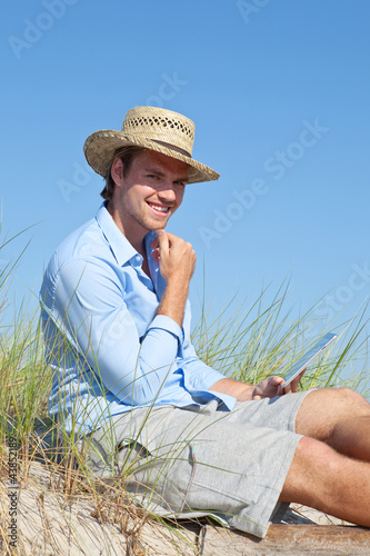 Foto: am strand arbeiten am strand arbeiten