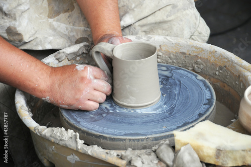 Photo: molding a vase molding a vase