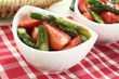 Foto: Spargelsalat mit Erdbeeren Spargelsalat mit Erdbeeren