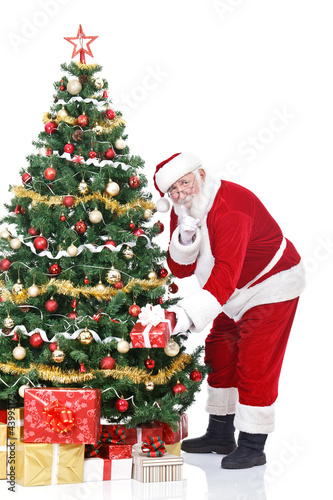 Foto: Santa Claus bringing gifts Santa Claus bringing gifts