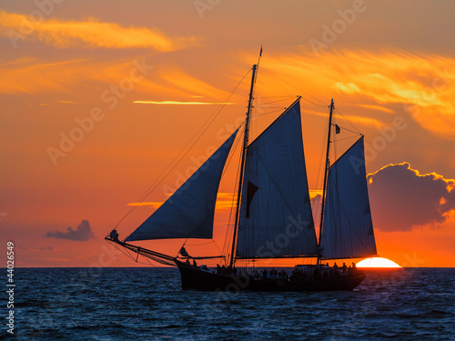 Foto: Segelschiff auf der Ostsee zur Hanse Sail 2012. Segelschiff auf der Ostsee zur Hanse Sail 2012.