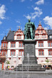 Stadthaus in Coburg mit Albert-Denkmal, Bayern