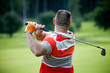 Foto: Man playing golf Man playing golf