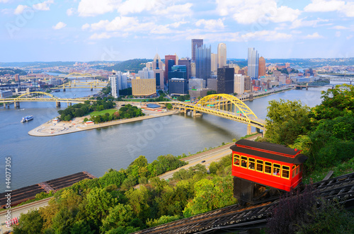 Photo: Pittsburgh, Pennsylvania Incline Pittsburgh, Pennsylvania Incline