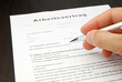 Arbeitsvertrag Vorlage Dokument mit Kugelschreiber