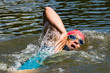 Triathlet beim schwimmen