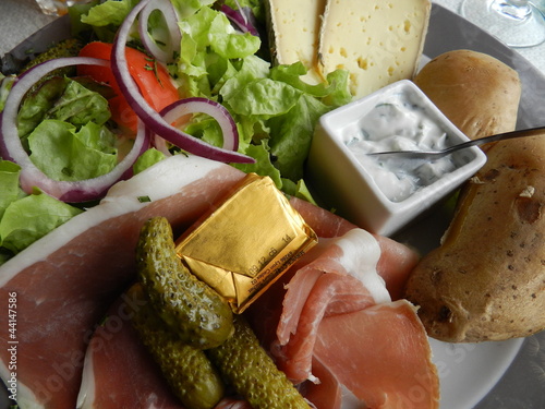 Photo: assiette montagnarde assiette montagnarde
