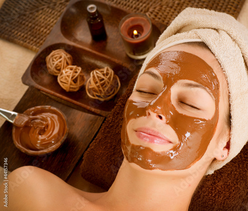 Photo: Chocolate Mask Facial Spa. Beauty Spa Salon Chocolate Mask Facial Spa. Beauty Spa Salon