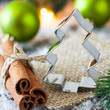 Tannenbaum und Zimt