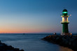 Ostsee Warnemünde Leuchtturm Abends