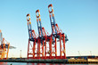 Verladekrane im Hafen
