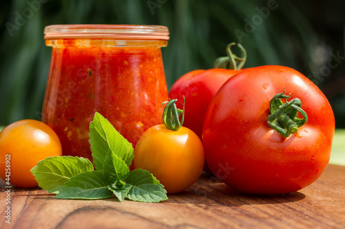 Photo: Selbstgemachte Tomatensauce Selbstgemachte Tomatensauce