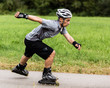Fitnesssportler auf Inlineskates