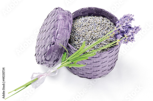 Photo: dry Lavender in box (getrockneter Lavendel in Box) dry Lavender in box (getrockneter Lavendel in Box)