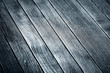 dunkele Holzlattten, diagonal