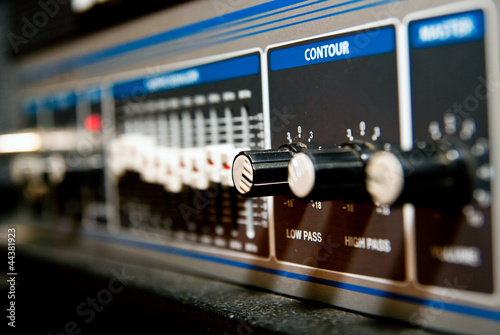 Photo: amplifier equipment amplifier equipment