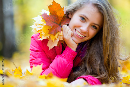 Photo: Girl in autumn Girl in autumn