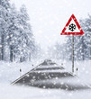 Schnee-und Eisglätte