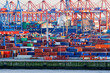 Containerterminal im Hamburger Hafen