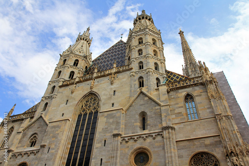 Photo: St. Stephen's Cathedral (Stephansdom) in Vienna, Austria St. Stephen's Cathedral (Stephansdom) in Vienna, Austria