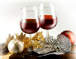 vino bicchieri e decorazioni