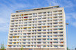 Sanierungsbedürftiger Wohnblock in Dresden