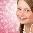 Mädchen mit großen Augen, Pink Bokeh