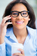 Photo: teenager mit brille telefoniert teenager mit brille telefoniert