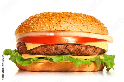 Foto: Cheesburger isolated on white background Cheesburger isolated on white background