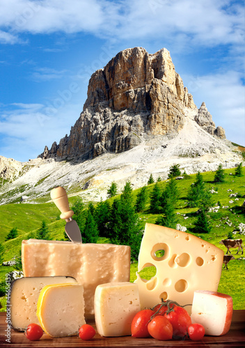 Photo: Formaggi in alta montagna - Dolomiti Formaggi in alta montagna - Dolomiti