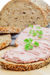 Vollkornbrot mit Leberwurst