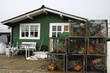 Haus mit Reusen auf Helgoland