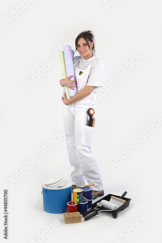 Photo: woman paperhanger woman paperhanger