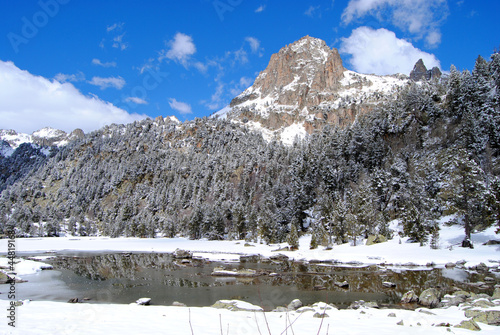 Photo: Pico del Parque Nacional Aigüestortes y Estany de Sant Maurici. Pico del Parque Nacional Aigüestortes y Estany de Sant Maurici.