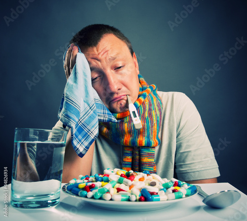 Photo: Preparing to eat medicines Preparing to eat medicines