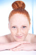 Foto: Portrait of an attractive freckled girl Portrait of an attractive freckled girl