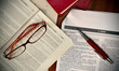 Libri e codici di diritto per avvocato