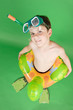 Junge mit Badesachen