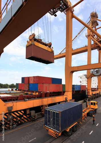 Photo: container operation in port container operation in port