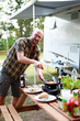Foto: Essen auf dem Campingplatz Essen auf dem Campingplatz