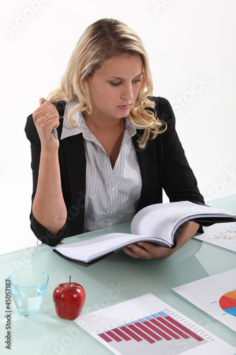 Photo: Woman in the office Woman in the office