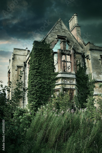 Photo: abandonded derelict building abandonded derelict building