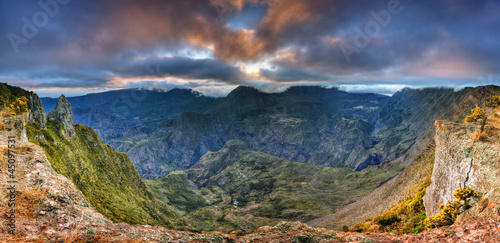 Photo: Cirque de Mafate - Ile de La Réunion Cirque de Mafate - Ile de La Réunion