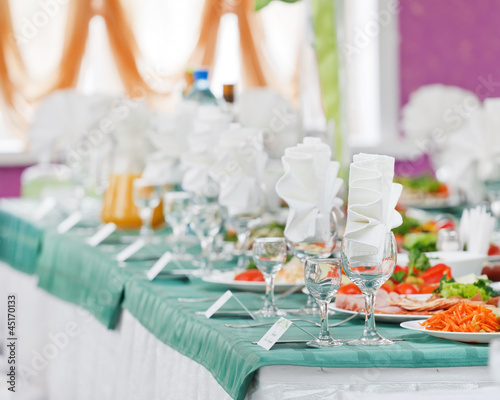 Photo: Wedding table setting Wedding table setting